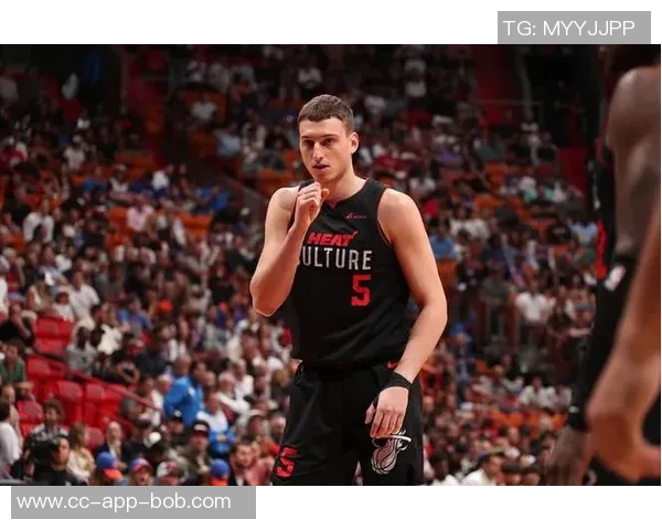 斯波称赞约维奇赛季初表现波动现在终于展现出真正实力与价值 斯波称赞约维奇赛季初表现波动现在终于展现出真正实力与价值